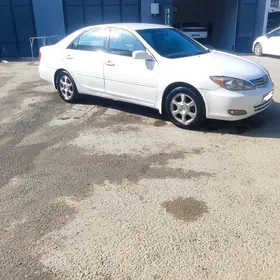 Toyota Camry 2004