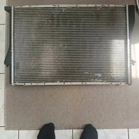 радиатор от корейки е39