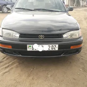 Toyota Camry 1993