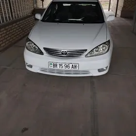 Toyota Camry 2005