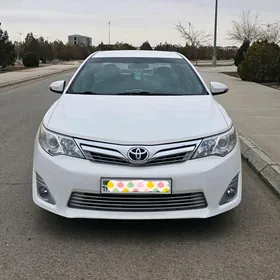 Toyota Camry 2012