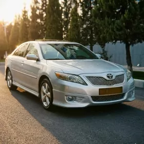 Toyota Camry 2010