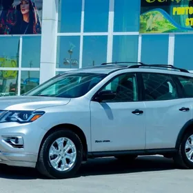 Nissan Pathfinder 2020