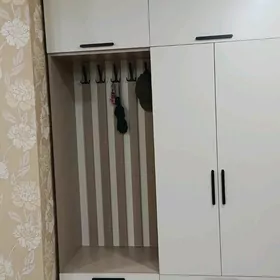 Шкаф и Прихожая