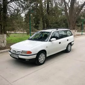Opel Astra 1996