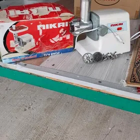 Et masyn Мясорубка