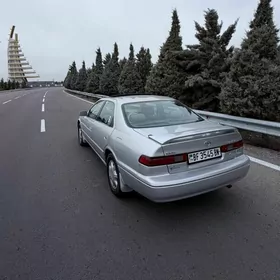 Toyota Camry 1997