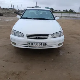 Toyota Camry 1999
