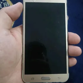 Samsung j7