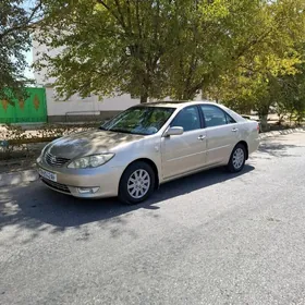 Toyota Camry 2005