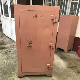 Сейф огнеупорный