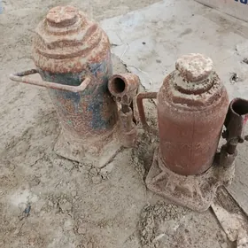 Man Volvo Daf Kran domkratlar