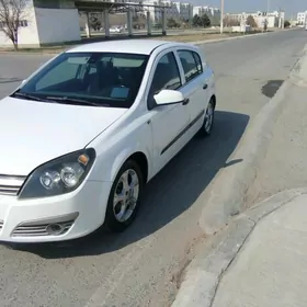 Opel Astra 2004