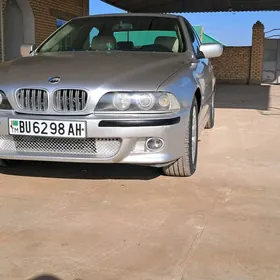 BMW E39 2000