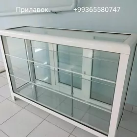 Торговый прилавок