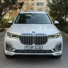 BMW X7 2021