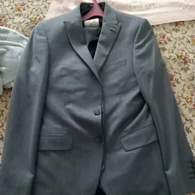 костюмы мужские