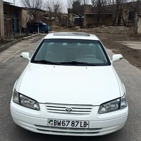 Toyota Camry 1998