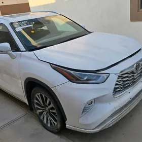 Toyota Highlander 2023