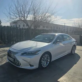 Lexus ES 350 2019