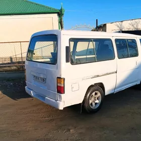 Toyota Hiace 2001