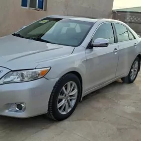 Toyota Camry 2010