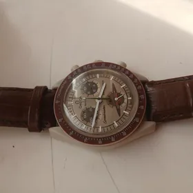 Sagat Часы Omega Saturn