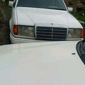 Mercedes-Benz 230E 1989