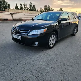 Toyota Camry 2011