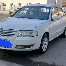 Nissan Sunny 2011