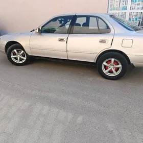 Toyota Camry 1992