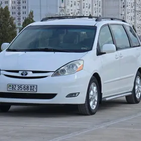 Toyota Sienna 2008