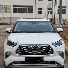 Toyota Highlander 2020