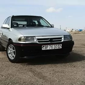 Opel Astra 1992