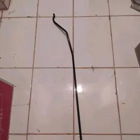 Corolla kapot saklyan