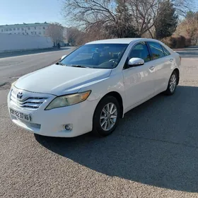 Toyota Camry 2011
