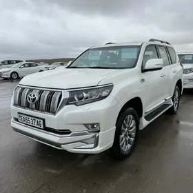 Toyota Land Cruiser Prado 2023