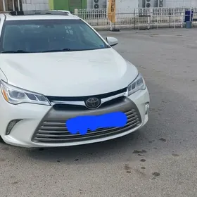 Toyota Camry 2017
