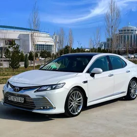Toyota Camry 2022