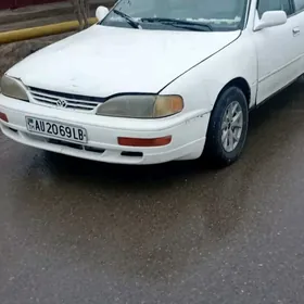 Toyota Camry 1992