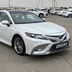 Toyota Camry 2022