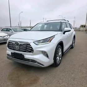Toyota Highlander 2022