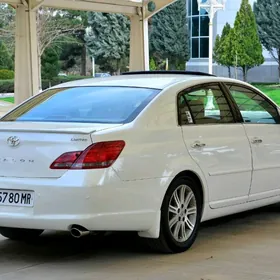 Toyota Avalon 2008