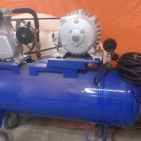 wozduşnyý kompressor