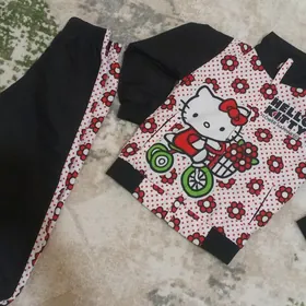 Спортивный костюм