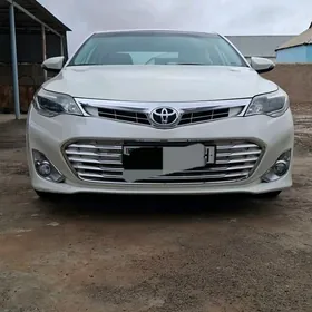 Toyota Avalon 2013