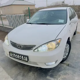 Toyota Camry 2004