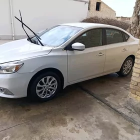 Nissan Sentra 2018