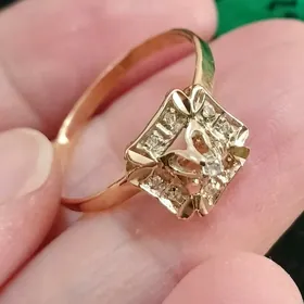 gyzyl yuzik brilyant