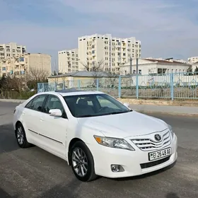 Toyota Camry 2010
